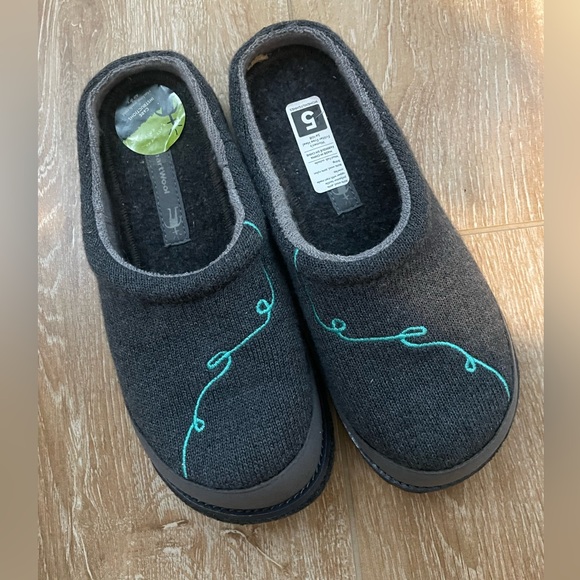 Smartwool Slippers - Picture 5 of 7